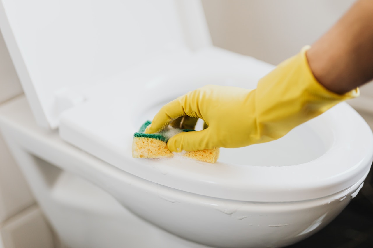 Ryd op i dit liv: Fordelene ved at hyre en professionel rengøringsmand